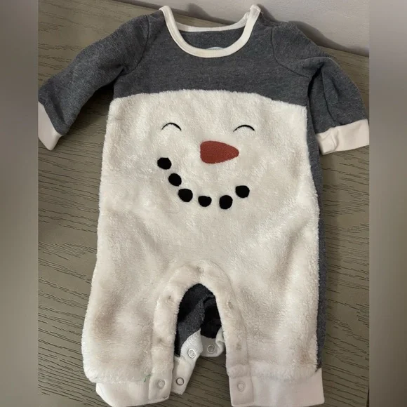 0-3 month Baby Girl Christmas Bundle - Picture 9 of 14